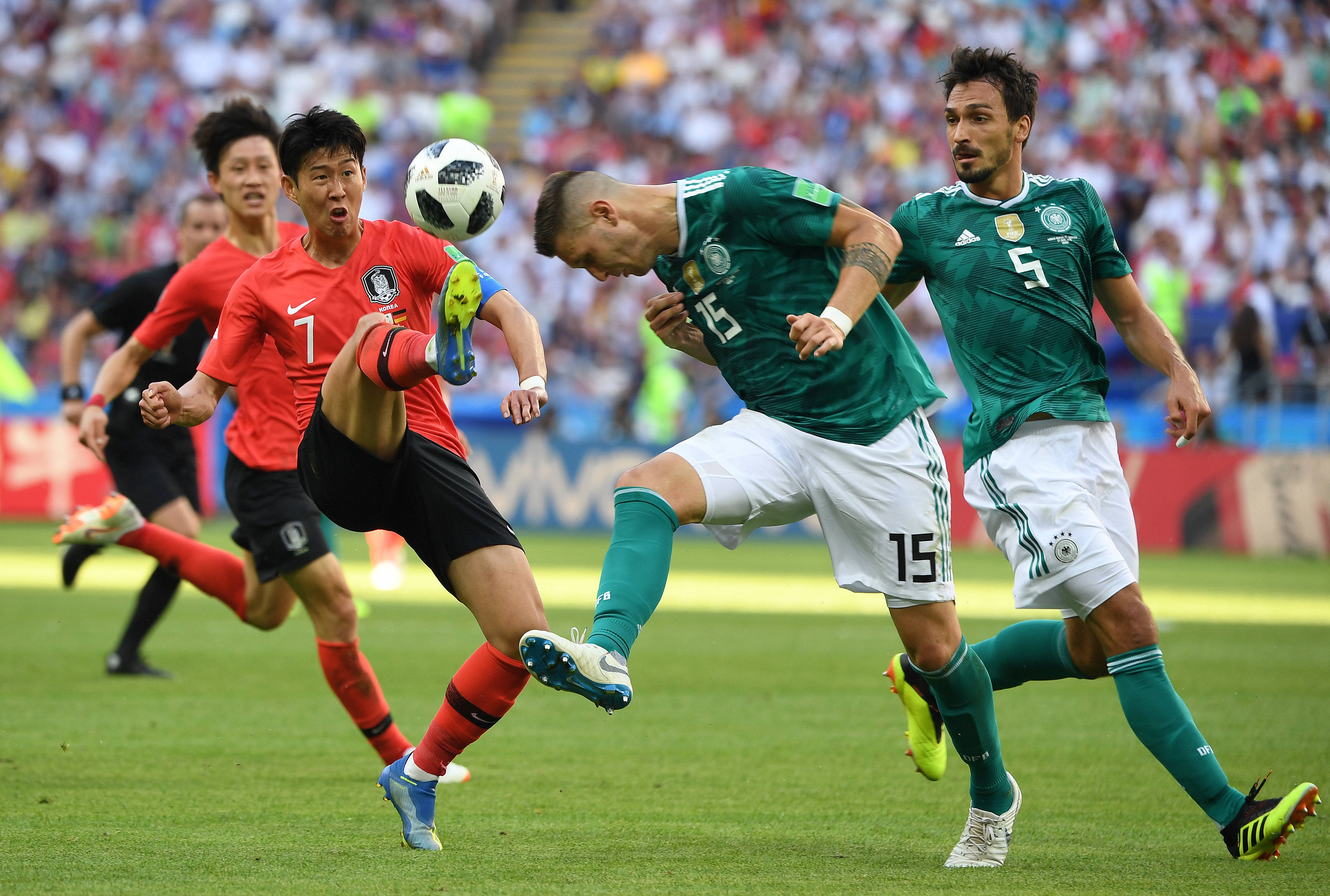 东亚杯-日本1-0韩国三场全胜成功卫冕的简单介绍