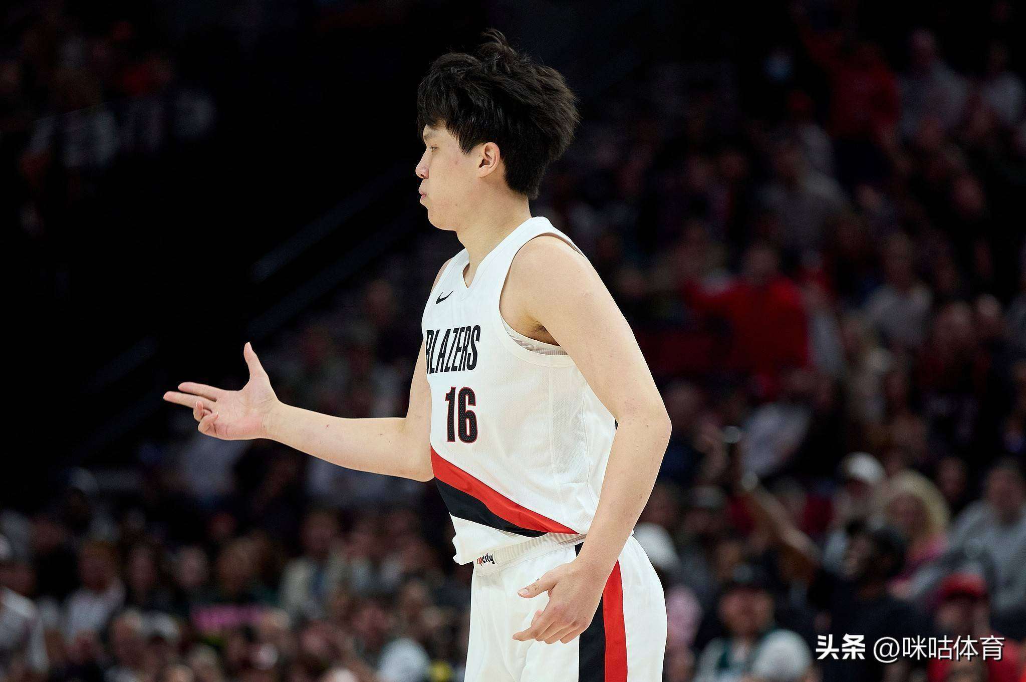 杨瀚森场均10分5板2.3帽屡次贡献惊艳妙传的简单介绍