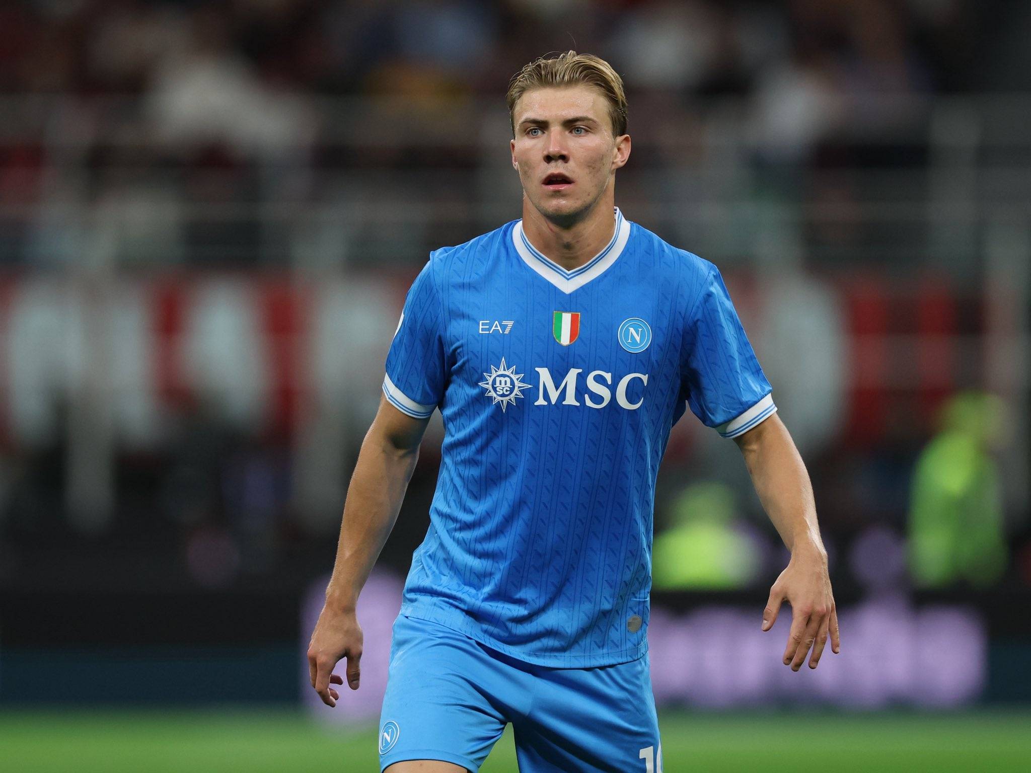 包含意甲球队难以竞争欧冠奖杯，从球风到财力的词条