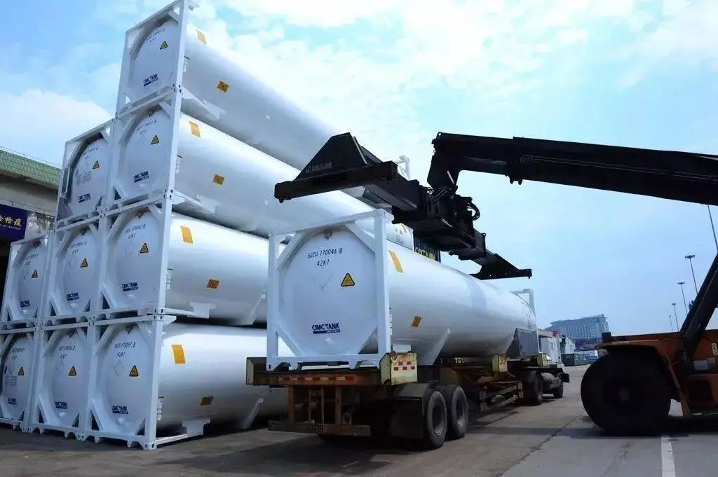 LNG3-2OMG：下路关键机会逆转局面，LNG韧性十足带走胜利的简单介绍