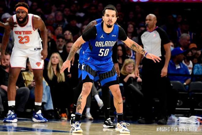 关于33分8助8板！竟比不上库里？建队基石被质疑，哈里森或许是对的的信息