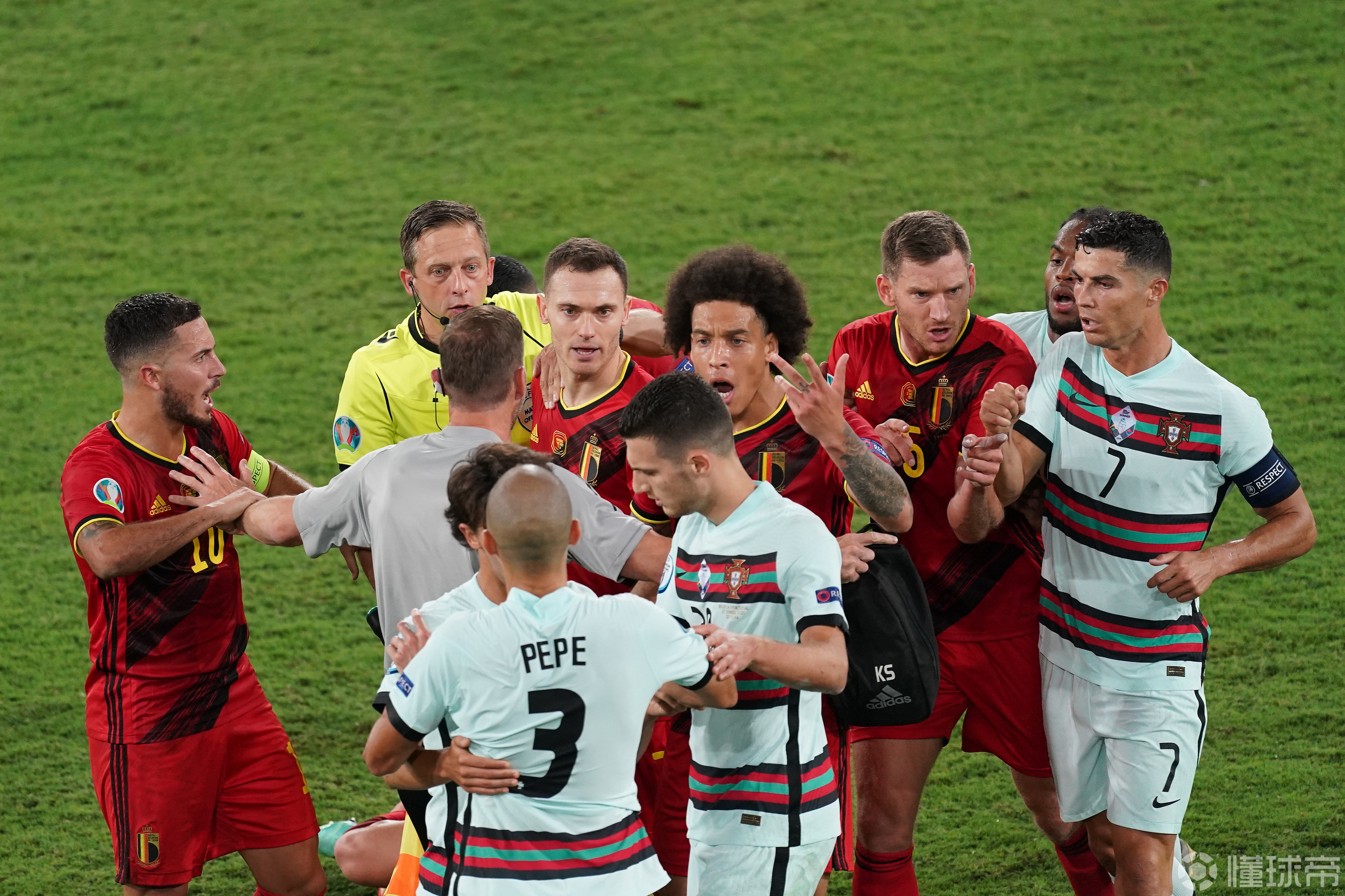 冬冠&amp;挑杯新王当立！该项杯赛历届冠军已全部被淘汰的简单介绍