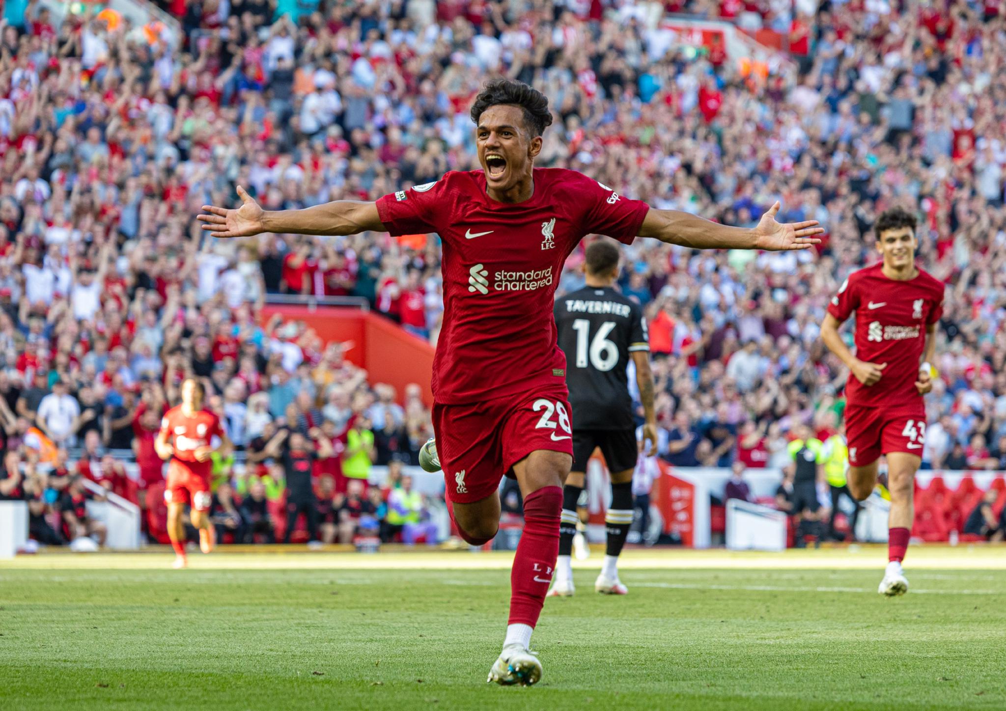 惊险刺激!19年英超,红箭三侠齐发威,利物浦4-3险胜水晶宫的简单介绍 惊险刺激!19年英超,红箭三侠齐发威,利物浦4-3险胜水晶宫的简单介绍