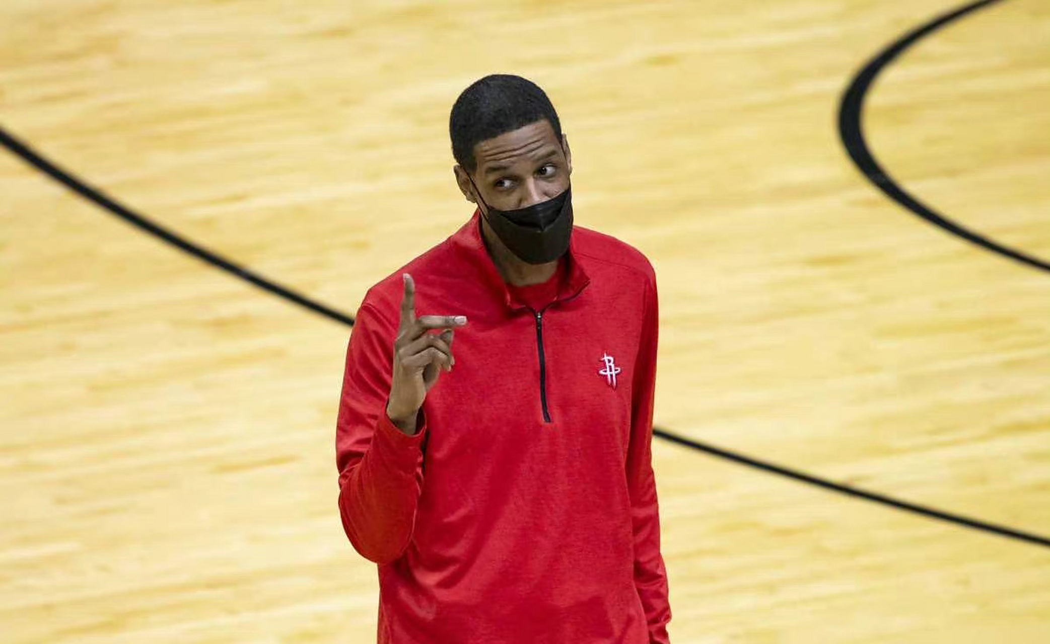 场上散步，场下罢工，我付出所有努力，只为了能够离开曼联，我有什么错？的简单介绍