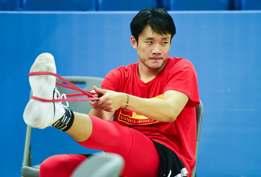 新疆队将向CBA公司上报劳森的优先续约权的简单介绍