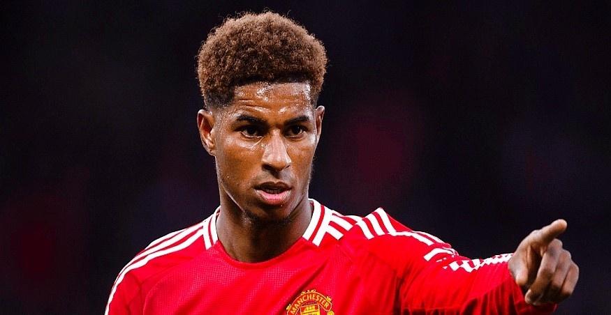 曼联前10号终于圆梦！主帅亲自点名促成转会，他来到了诺坎普的简单介绍