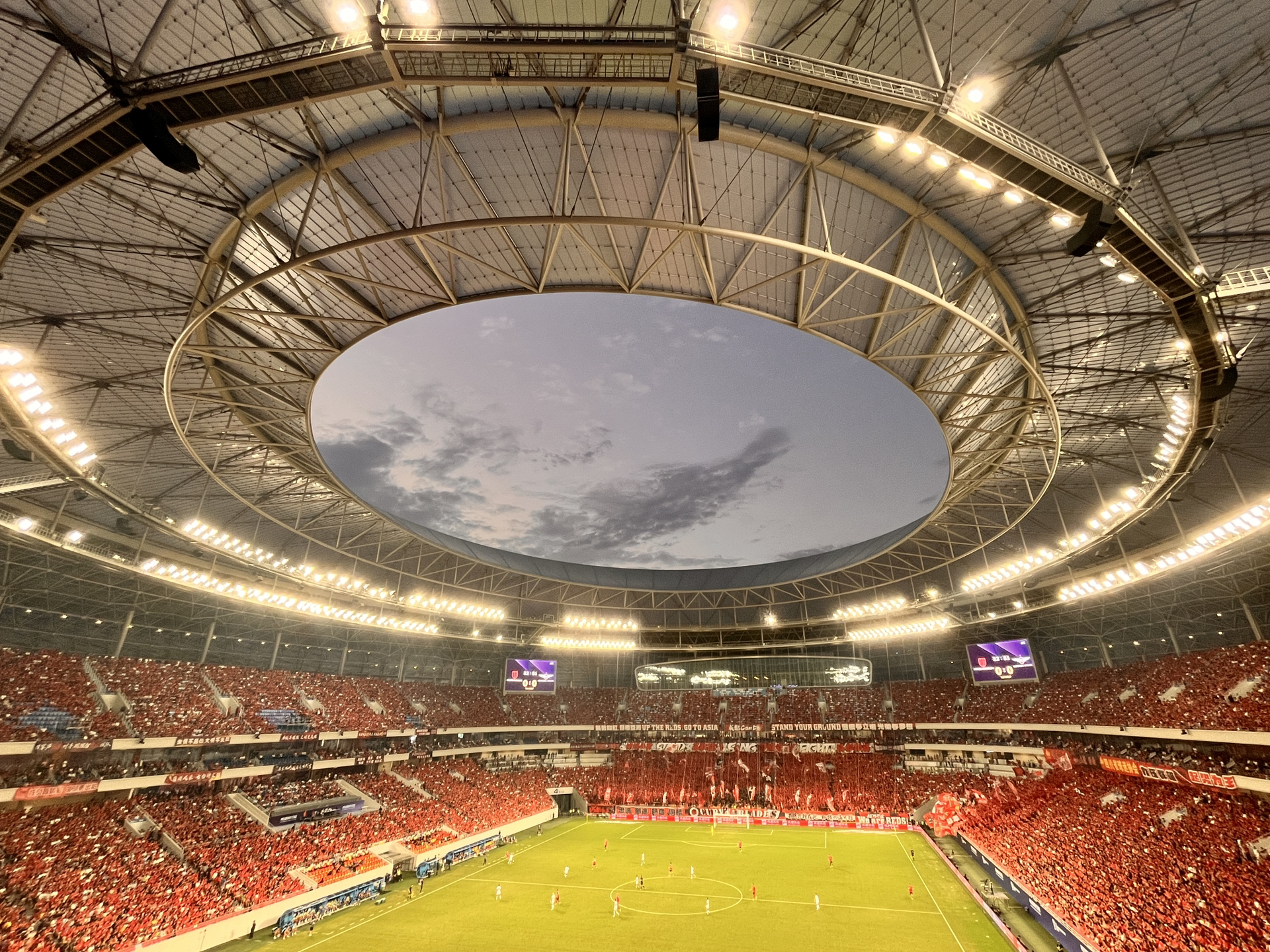 巴萨可能在克鲁伊夫球场进行西甲首个主场