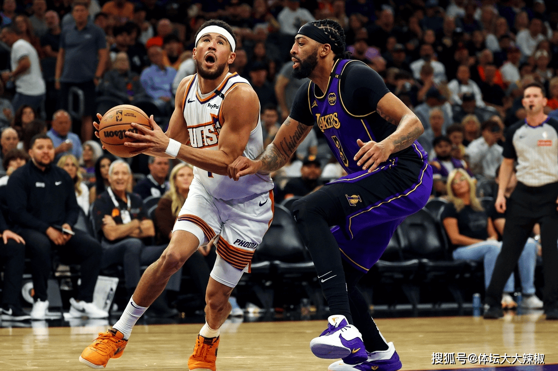 包含正式下课，雷迪克卸任？尘埃落定，炮轰詹姆斯，谁注意球员反应的词条