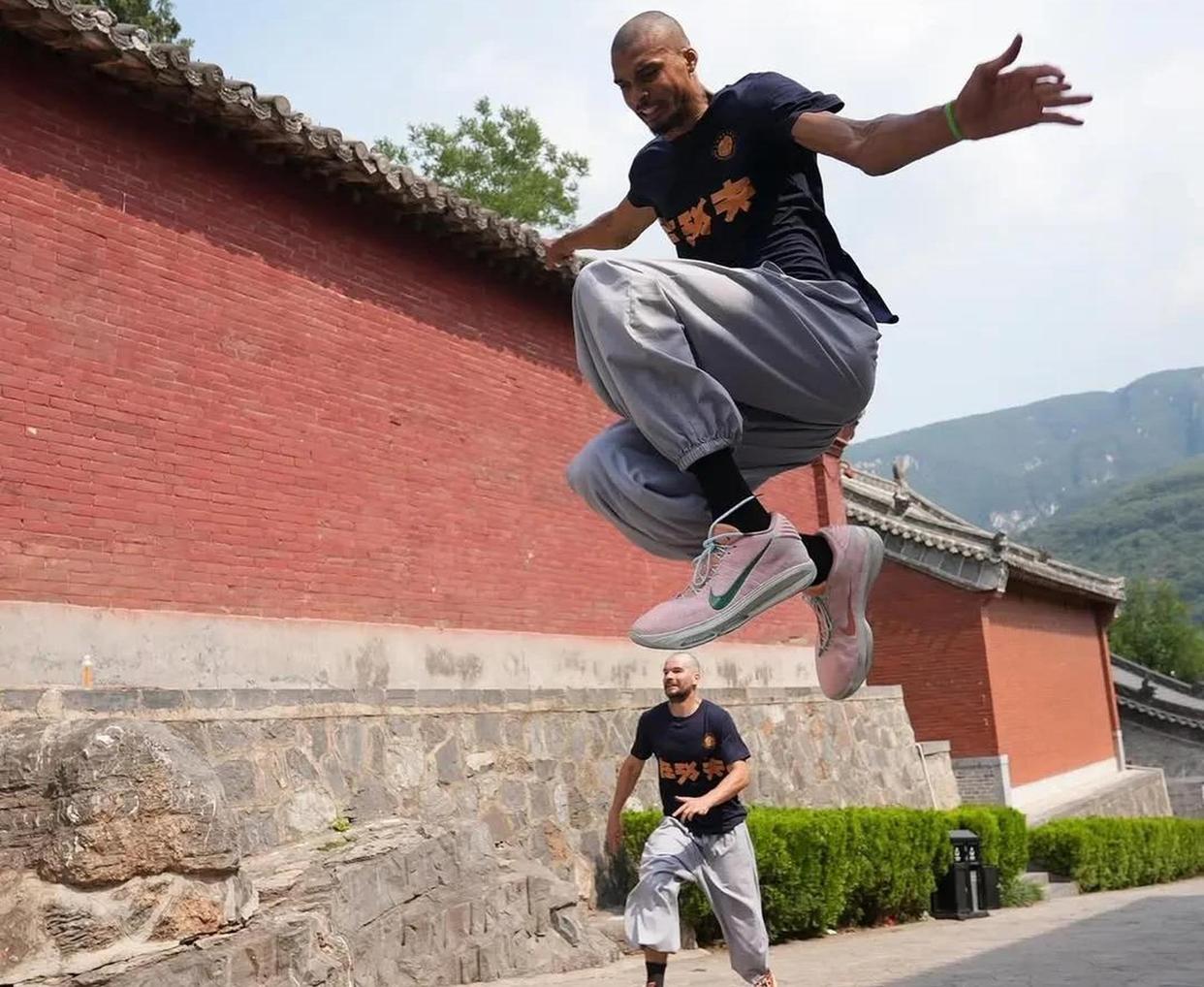 包含乔治近期训练受伤已接受左膝关节镜手术的词条 包含乔治近期训练受伤已接受左膝关节镜手术的词条