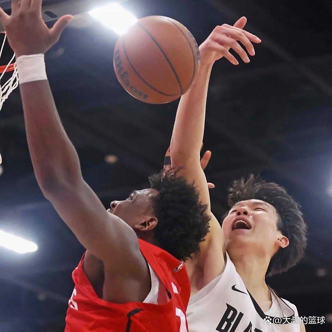 美国网友对杨瀚森夏联第二场的彩虹屁及干货的简单介绍