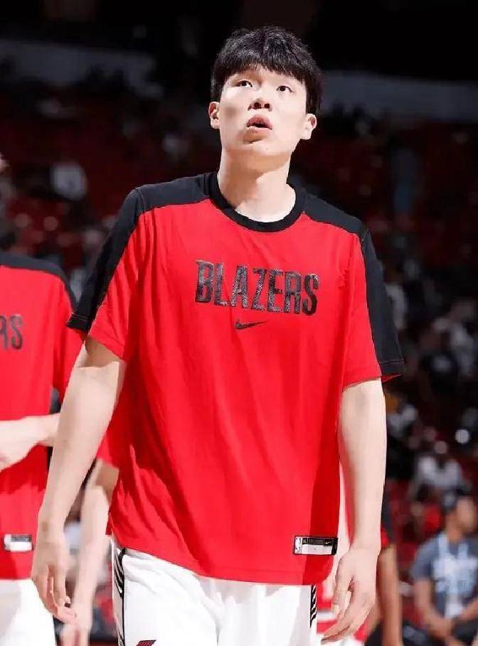 包含杨翰森未出场开拓者大比分不敌太阳场均108分夏联收官的词条