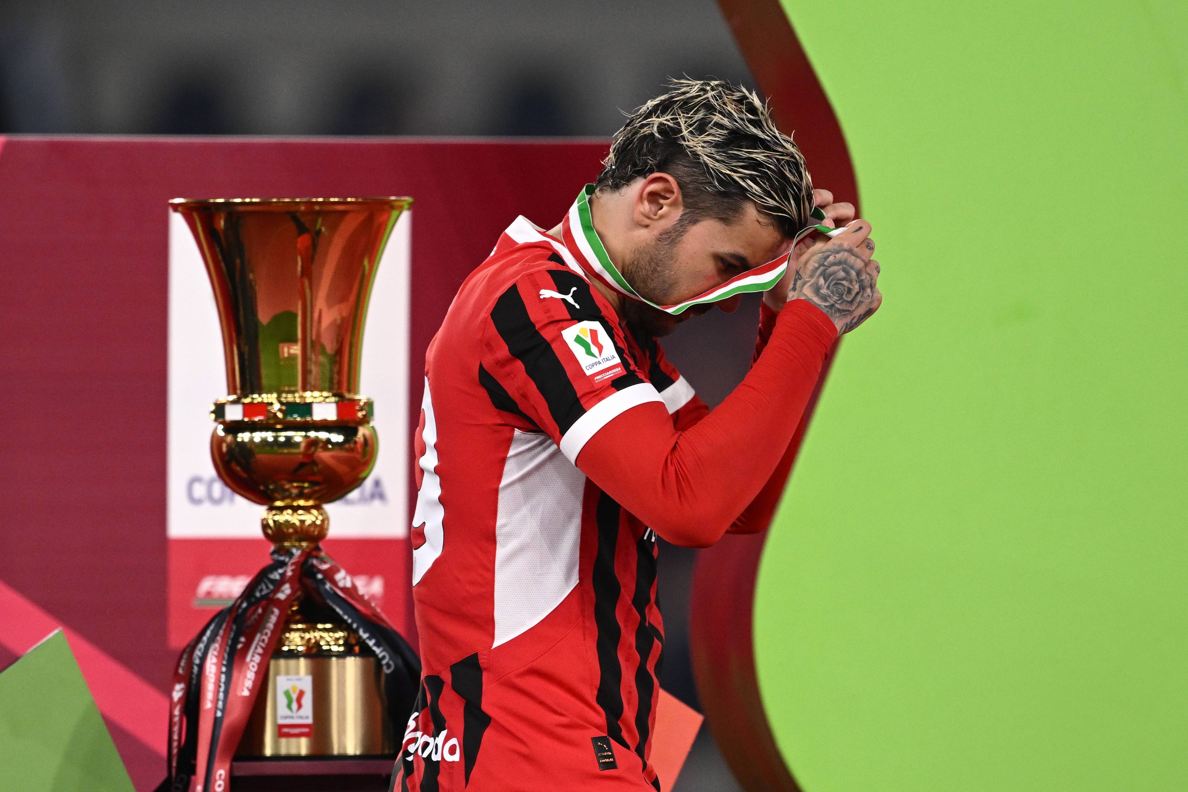 包含马竞2100万欧再购入一阿根廷中场大将体检后正式加盟的词条