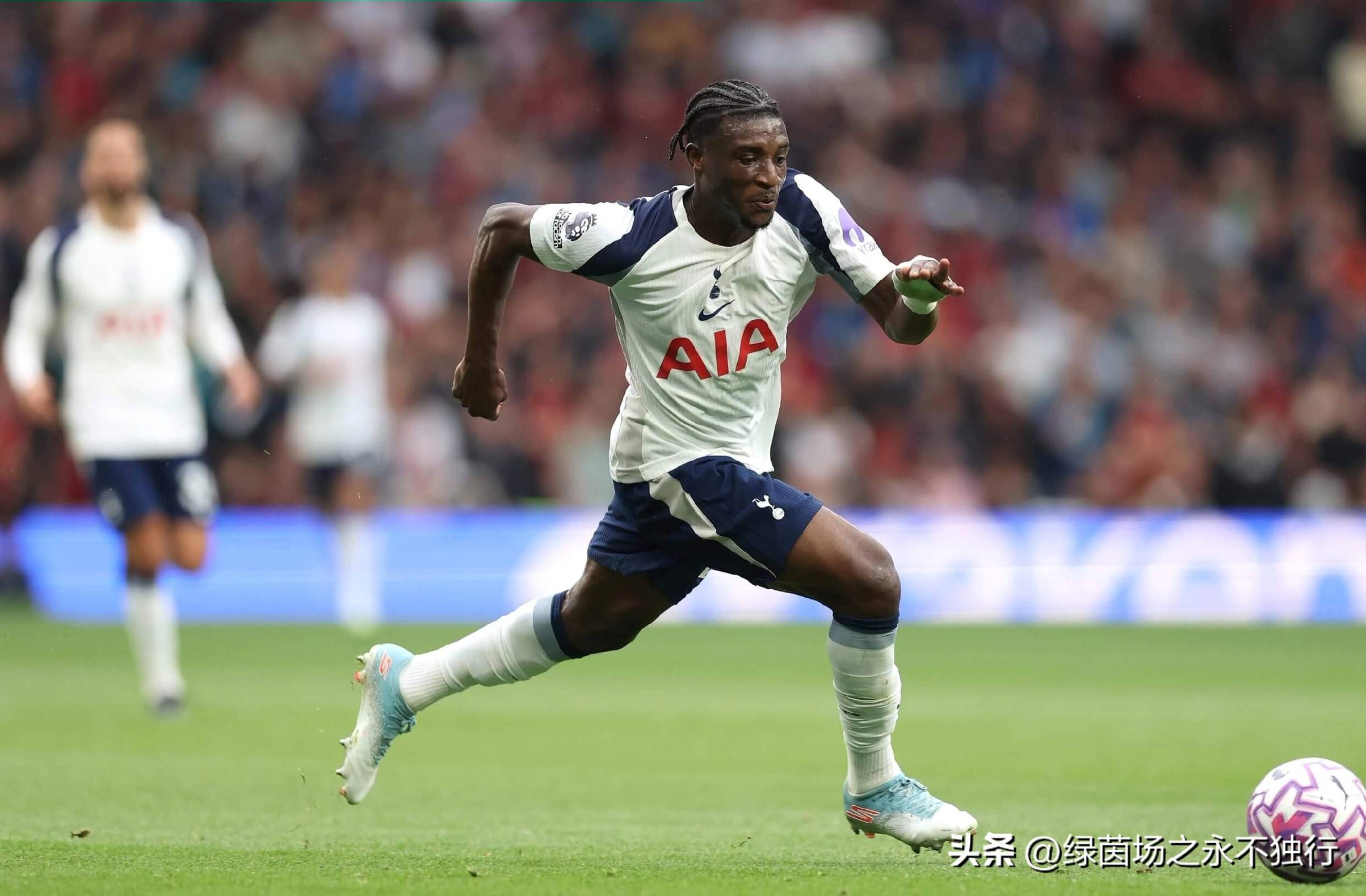 3500万欧引援受阻！国米转向23岁后卫德温特，或1500万欧达成交易的简单介绍