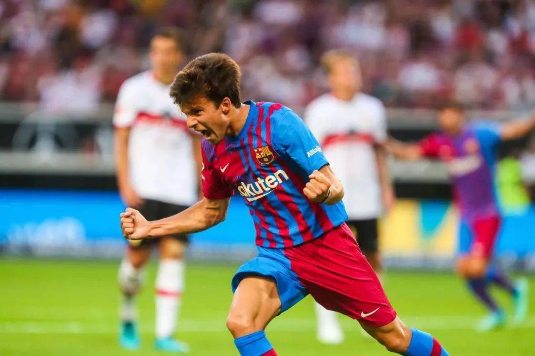 包含10人埃及成功复仇！19年首胜南非，萨拉赫连场破门，连刷4纪录的词条