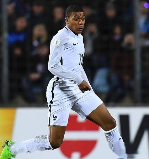 关于姆巴佩:希望视我为偶像的人能超越我,比我变得更强的信息 关于姆巴佩:希望视我为偶像的人能超越我,比我变得更强的信息