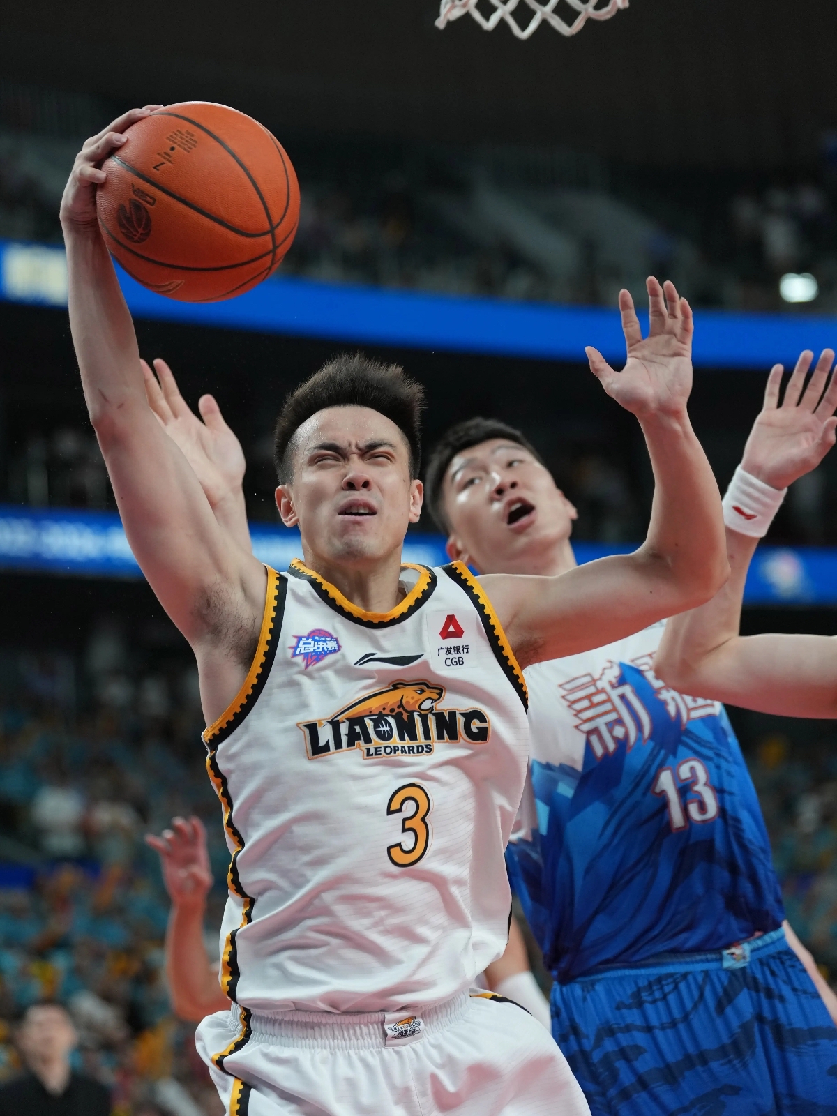 组图:CBA-辽宁不敌深圳杨鸣在赛中布置战术的简单介绍 组图:CBA-辽宁不敌深圳杨鸣在赛中布置战术的简单介绍