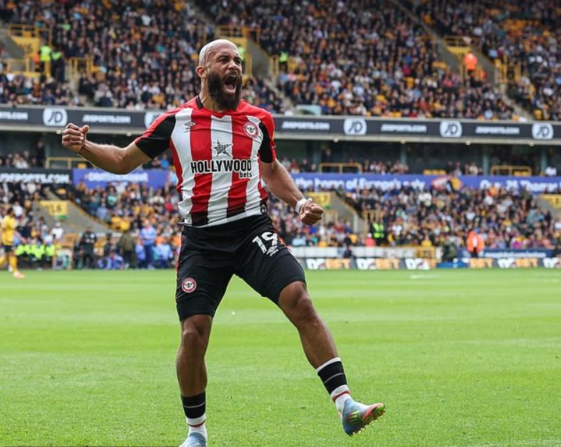 姆贝乌莫已完成体检，预计将身穿曼联19号球衣的简单介绍