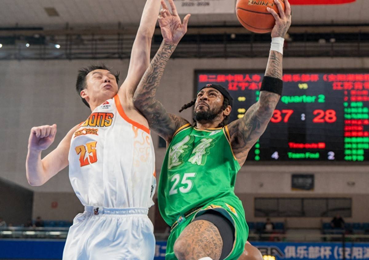 包含辽宁本赛季两点连续摧毁比赛！篮板球纯靠捡，防守无法限制重点人的词条