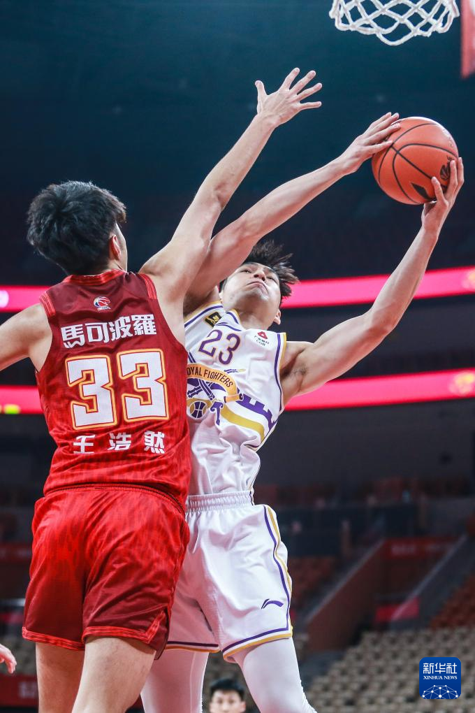 篮球CBA常规赛：深圳马可波罗胜辽宁本钢的简单介绍
