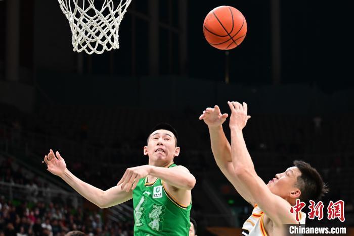 篮球CBA常规赛：深圳马可波罗胜辽宁本钢的简单介绍