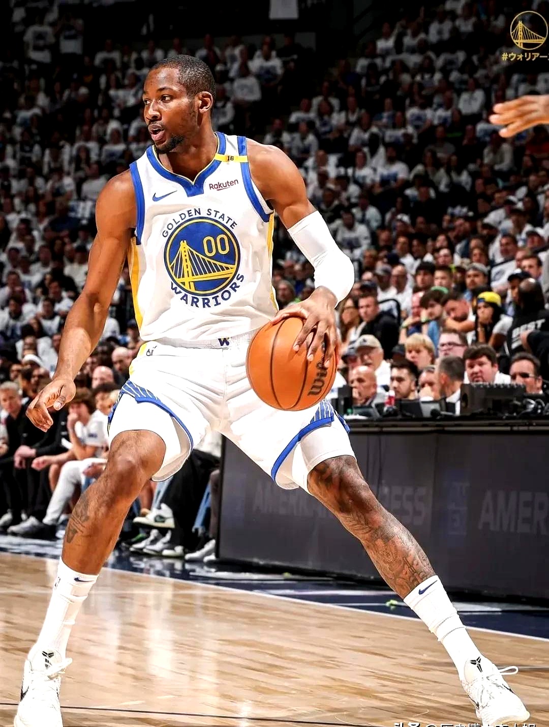 关于小佩顿和霍福德都在等库明加做出决定的信息