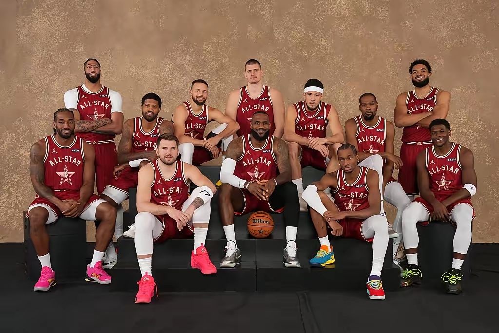 补齐最后短板！阵容全面升级！快船成为西部顶级强队的简单介绍