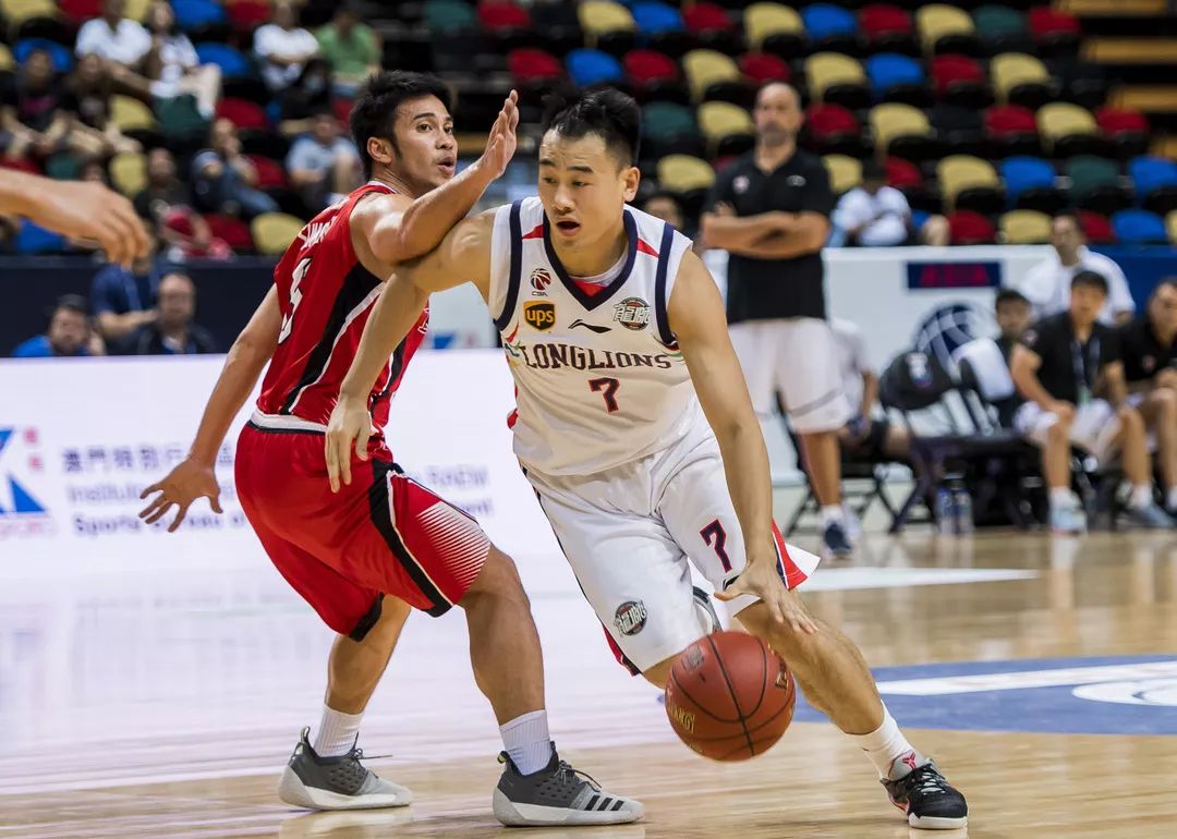 浙江队社媒发文总结比赛：全队四人得分上双，获主场三连胜的简单介绍