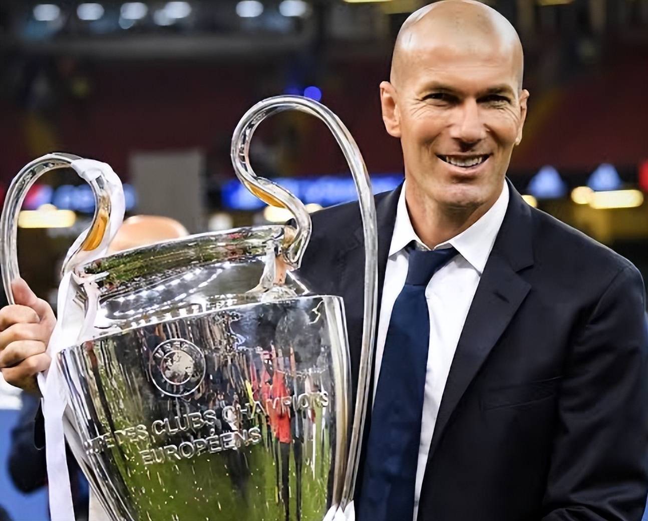 内马尔成为保持最高转会身价最久的球员此前是齐达内的简单介绍