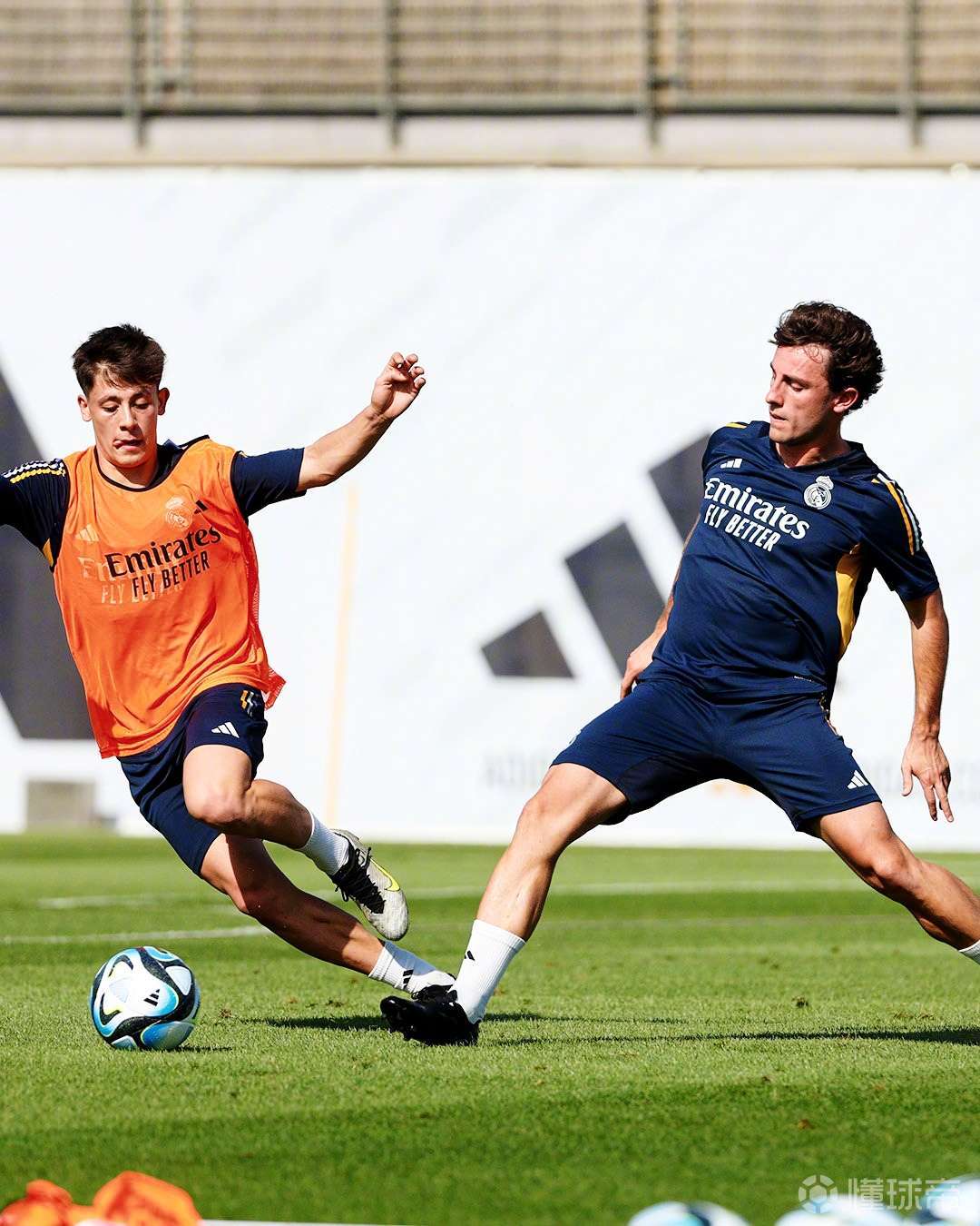 包含启程前往温哥华！穆勒：有点紧张，这是我生涯第一次加入新球队的词条