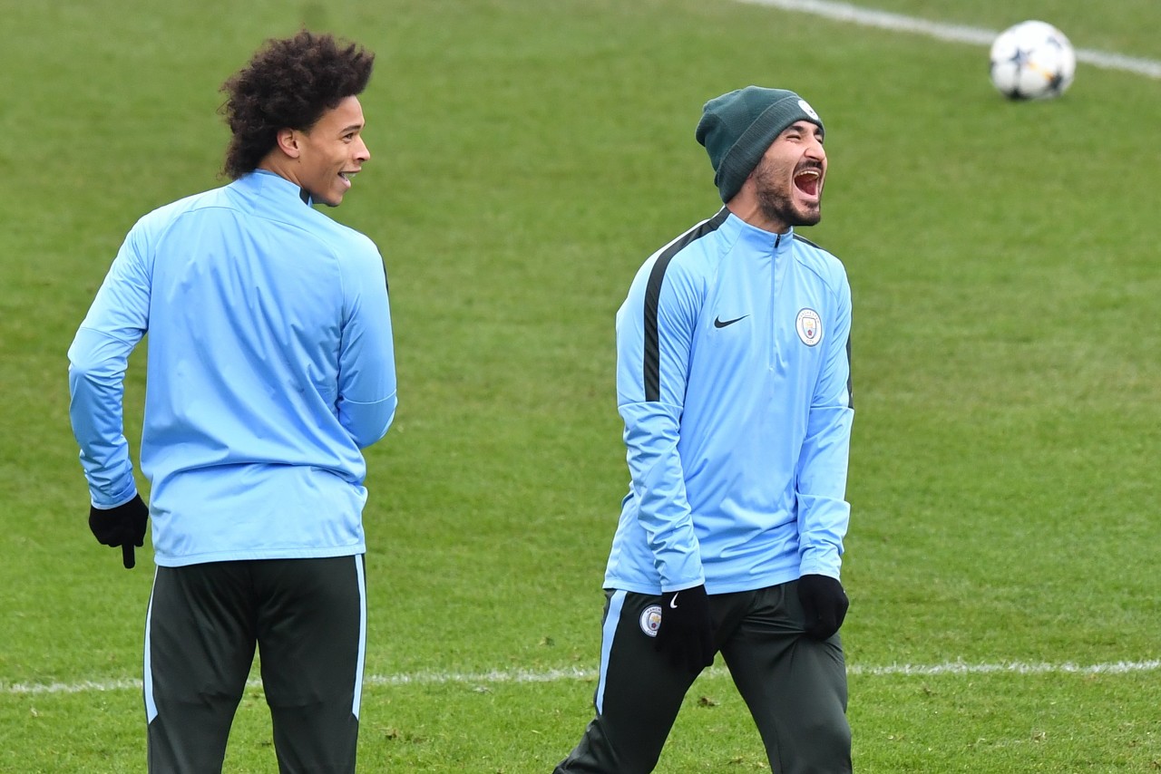 很享受在拜仁的时光也不后悔离开；我和