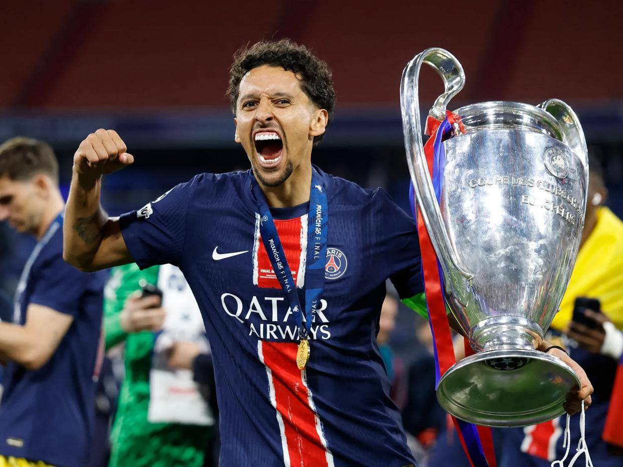 葡萄牙靠他？25岁指挥官正值巅峰，帮巴黎夺欧冠后帮总裁争夺奖杯的简单介绍