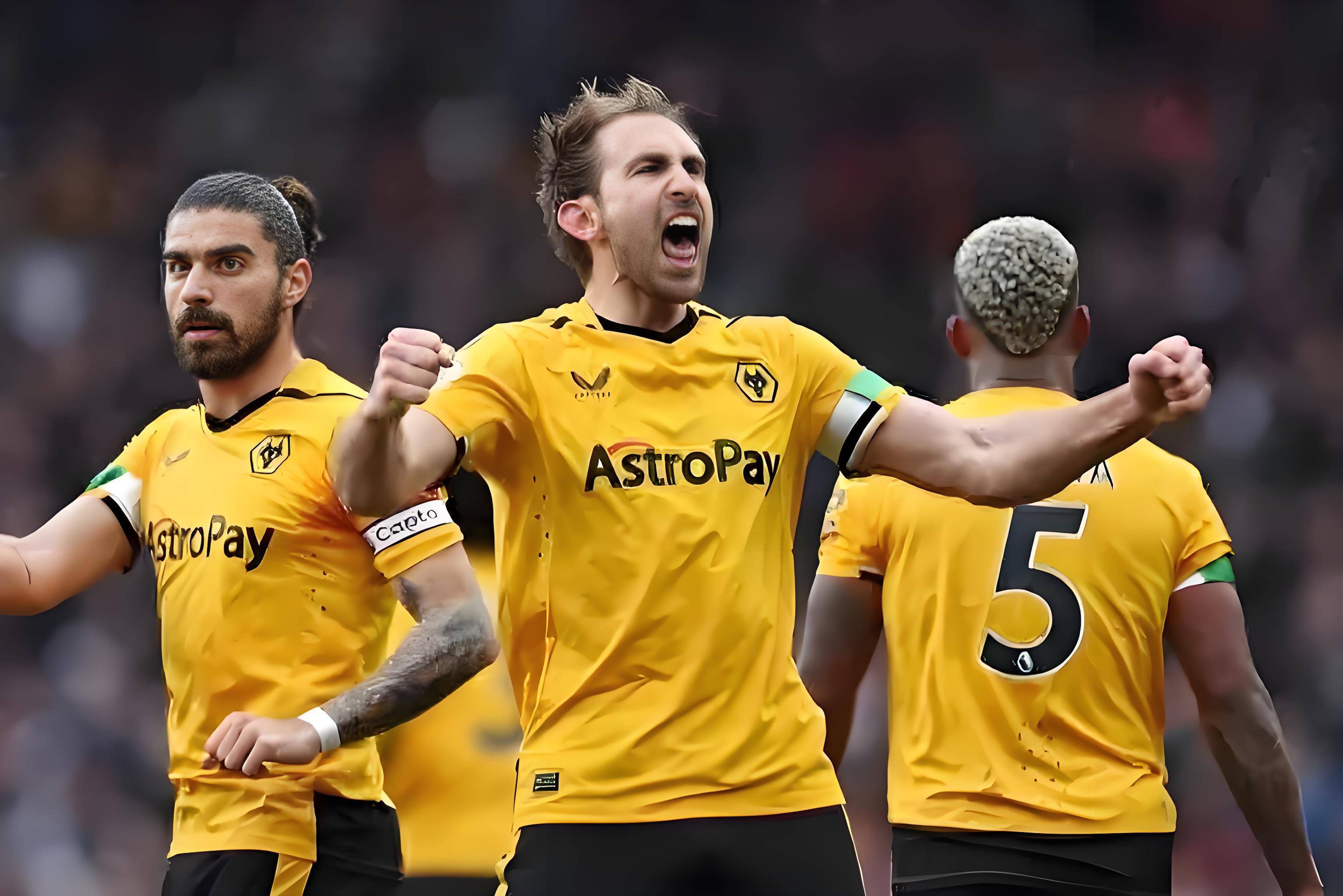 上赛季英超第15！名宿：曼联新赛季大概排在联赛七八名的简单介绍