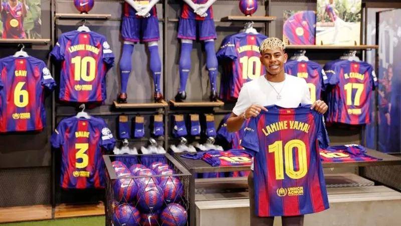 亚马尔10号球衣24小时售卖创史将超梅西25%为巴萨输血的简单介绍