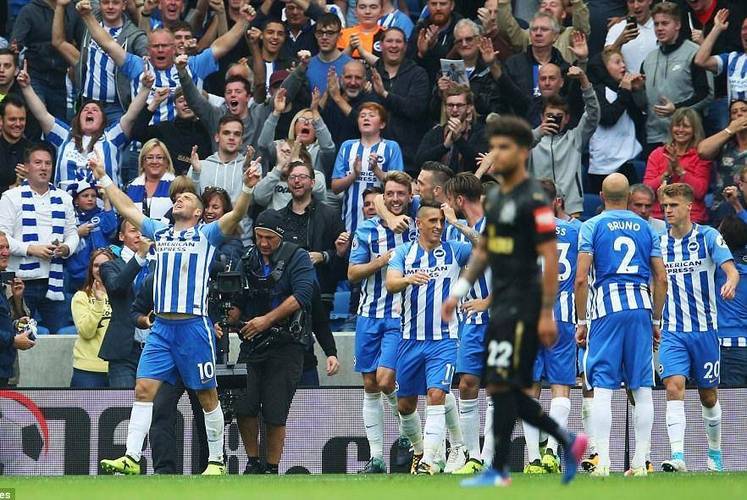 12月30日周二，切尔西vs伯恩茅斯---切尔西主场争胜稳欧冠，伯恩茅斯保级抢分盼爆冷的简单介绍