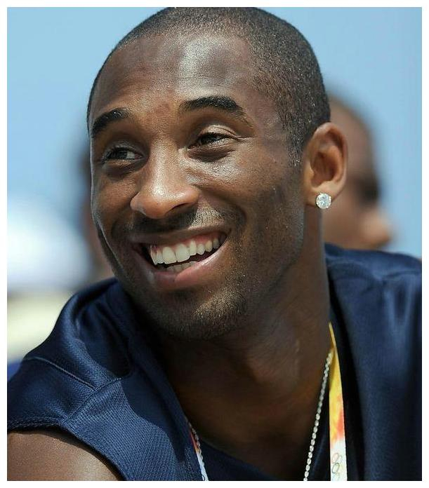 票王+东道主!克拉克自宣：缺席全明星赛和三分大赛的简单介绍