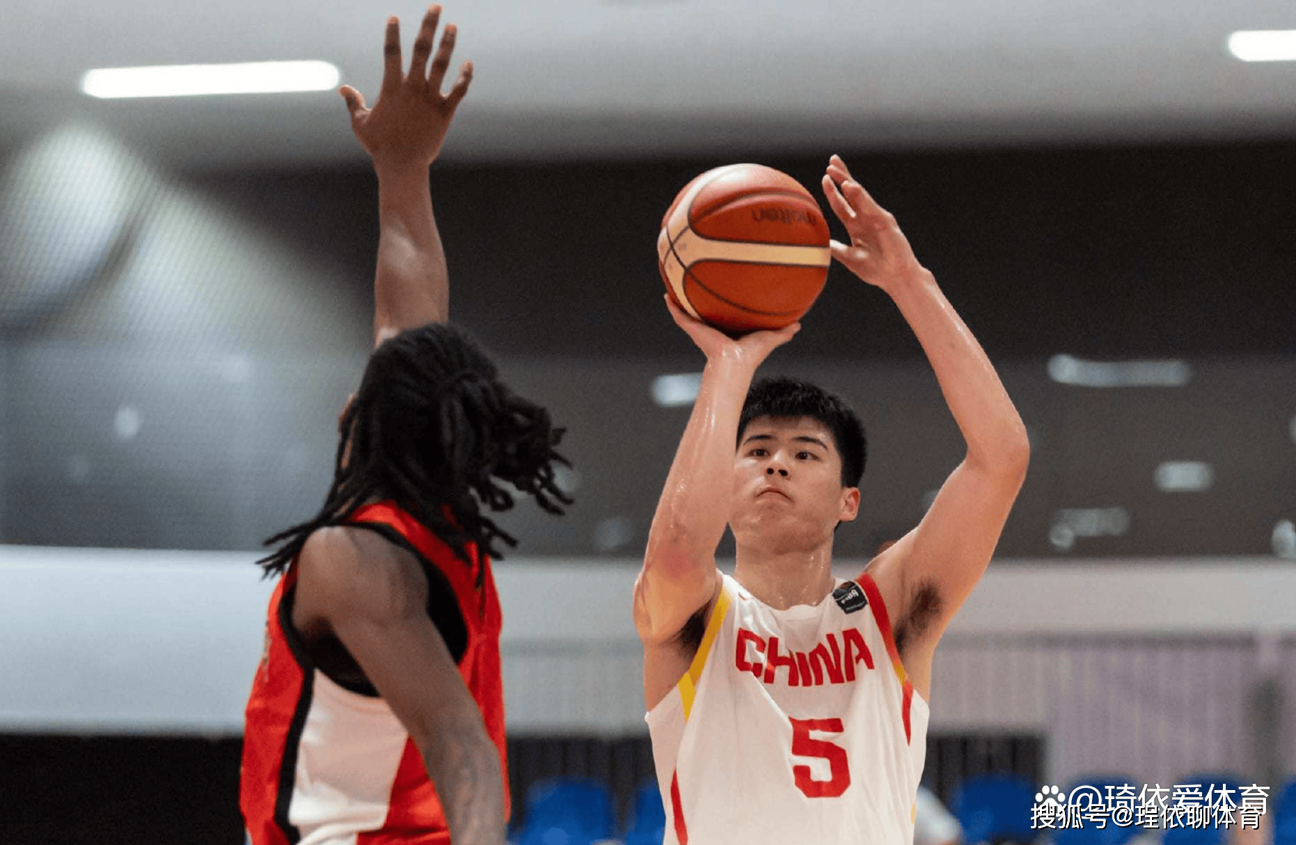 关于波黑主教练：开场包夹持球手给中国很多轻松得分机会的信息