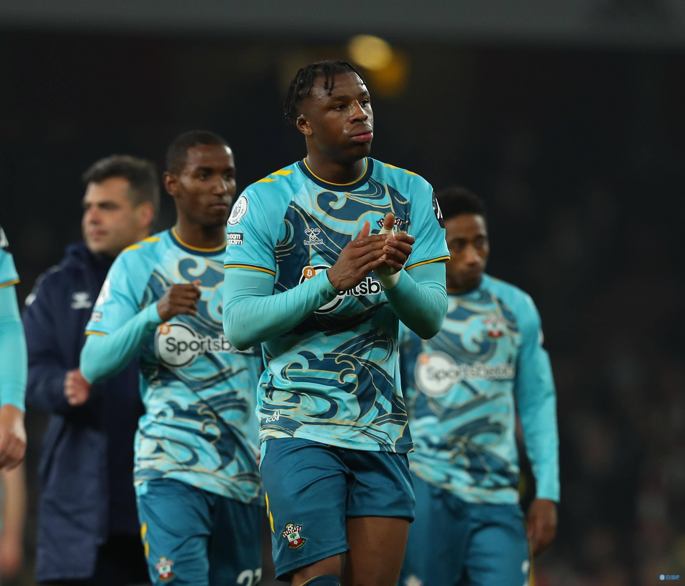 包含5000万买来仅一个赛季就低价卖：生不逢时的帕利尼亚，拜仁的遗憾的词条