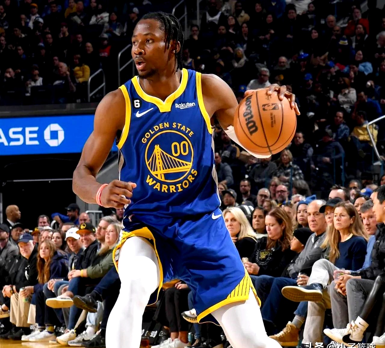 独行侠对勇士前锋库明加的交易兴趣相较于戴维斯传闻显得微不足道的简单介绍