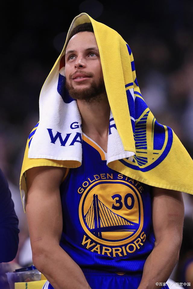 包含库里27+5勇士120-107篮网的词条