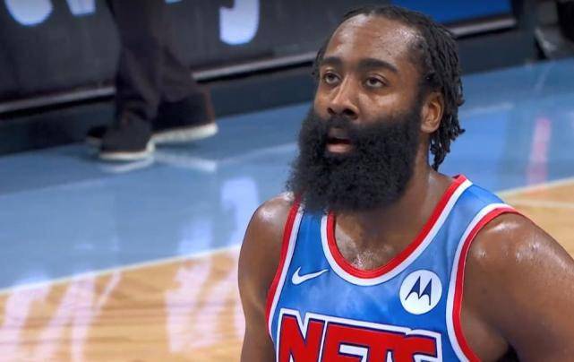 勇士120-107篮网球员评价：3人优秀，6人及格，4人低迷的简单介绍