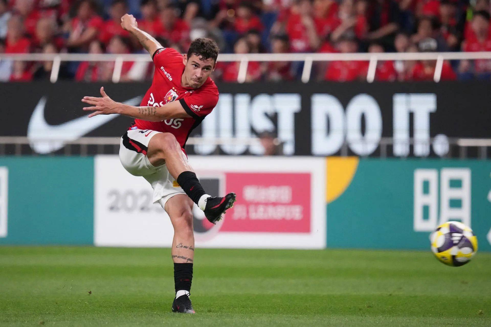 包含日职联东京FC主场迎战浦和红钻，保级队能否掀翻亚冠劲旅？的词条