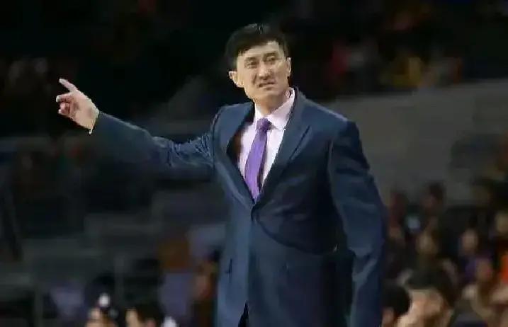 比赛中硬刚主帅！曝徐昕已向杜锋道歉并取得原谅的简单介绍