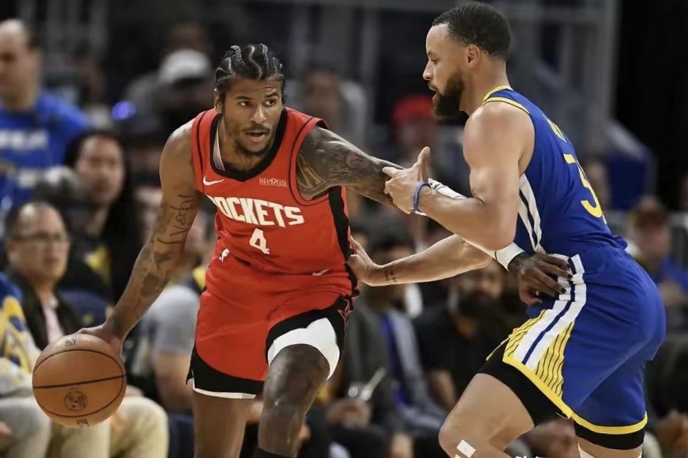 包含拉文替补登场后上篮+三分连得5分，帮助国王追平比分的词条  第2张