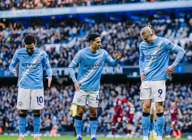 英超24亿豪门对决！曼城力争破77年不败神话，哈兰德冲击赛季20球大关的简单介绍  第2张