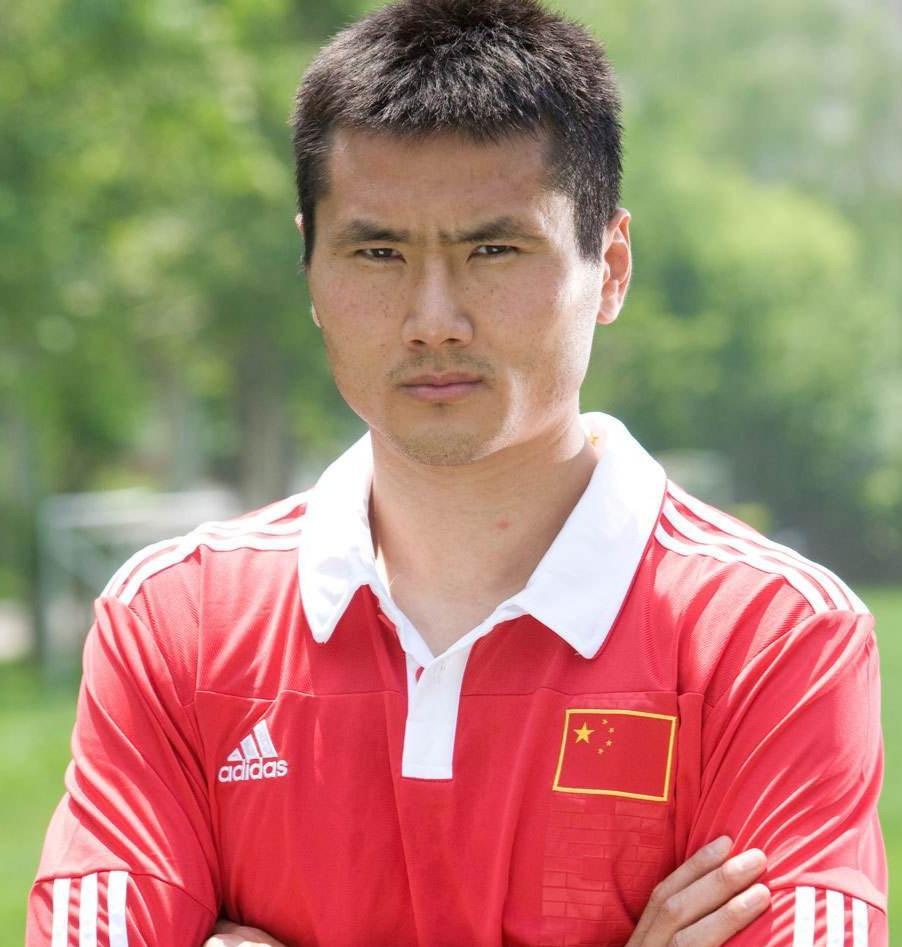 邵佳一：国足选材标准不排斥老队员风格务实防守第一的简单介绍  第2张