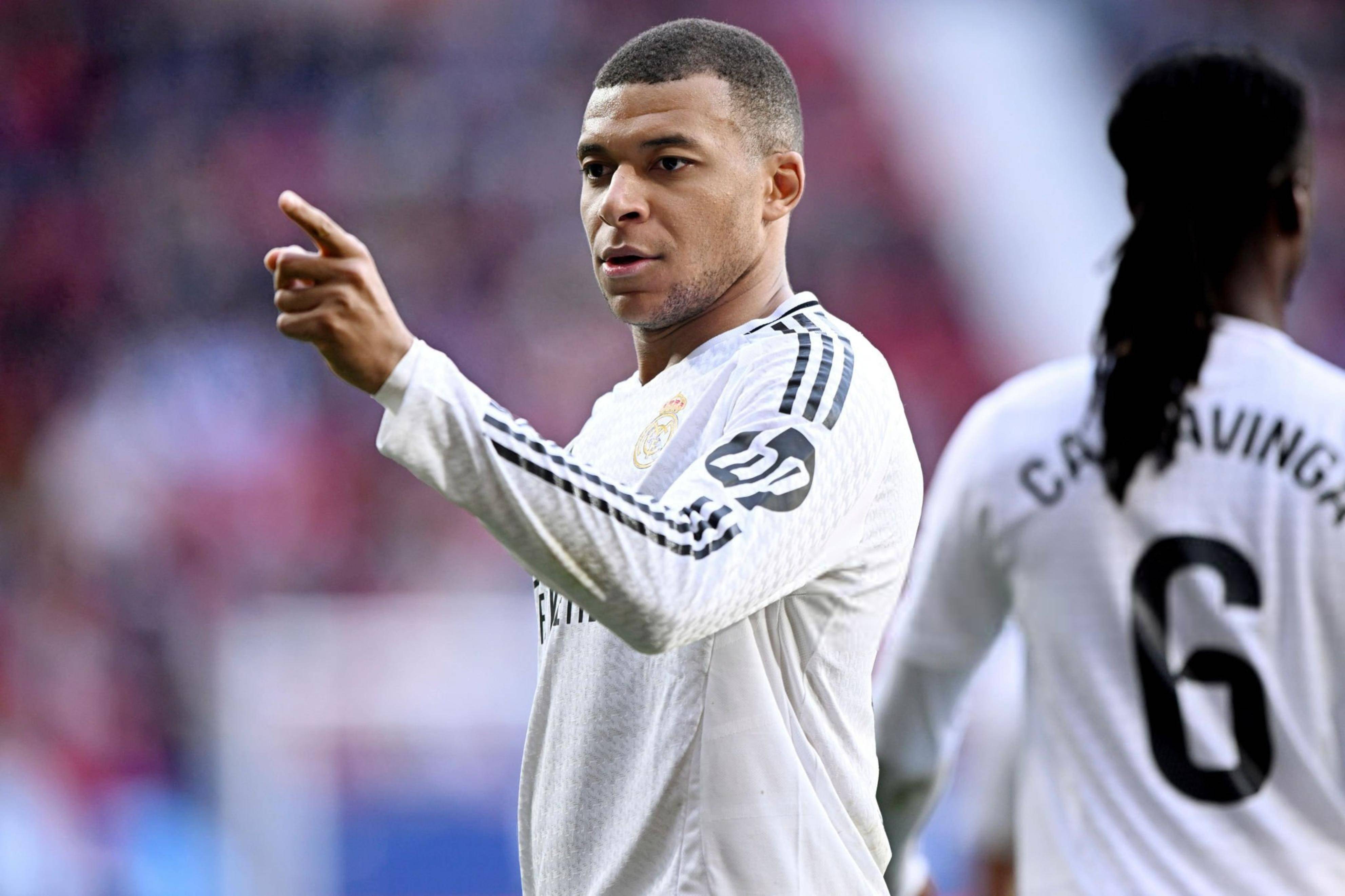 皇马战马竞！西班牙超级杯半决赛前瞻：复仇之战一触即发，阿尔瓦雷斯成最大威胁的简单介绍